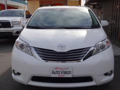 2013 TOYOTA SIENNA XLE