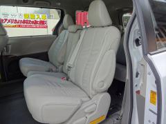 2013 TOYOTA SIENNA XLE