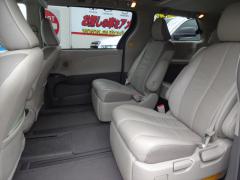 2011 TOYOTA SIENNA LIMITED 2WD