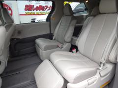 2011 TOYOTA SIENNA LIMITED 2WD