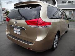 2011 TOYOTA SIENNA LIMITED 2WD