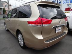 2011 TOYOTA SIENNA LIMITED 2WD