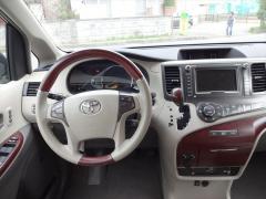 2011 TOYOTA SIENNA LIMITED 2WD