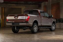 2016 NISSAN TITAN