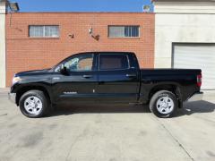 2015 TOYOTA TUNDRA CREWMAX SR5 4WD