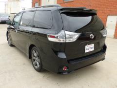 2016 TOYOTA SIENNA SE